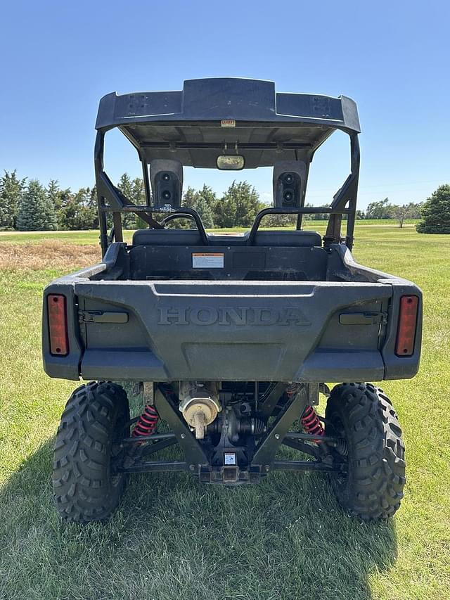 Image of Honda Pioneer 700 equipment image 4