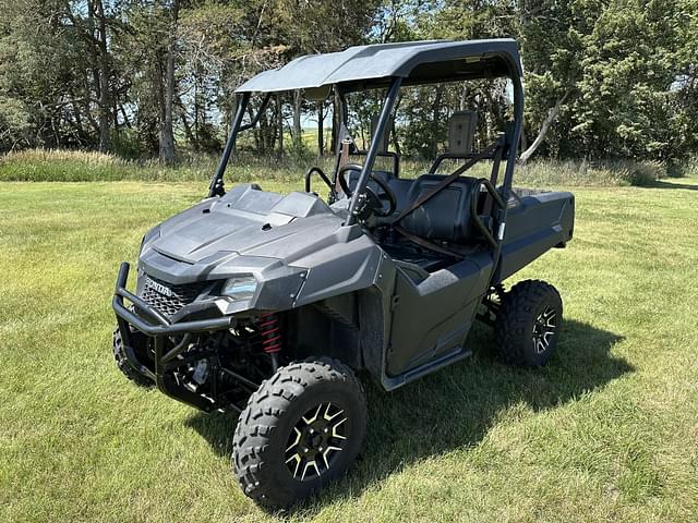 Image of Honda Pioneer 700 equipment image 1