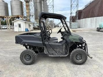 Main image Honda Pioneer 700