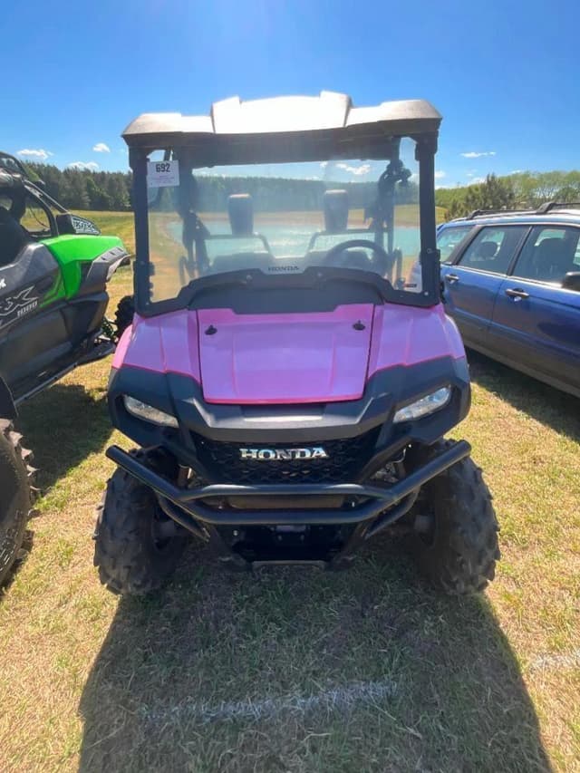 Image of Honda Pioneer 700 equipment image 1