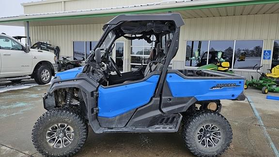 Image of Honda Pioneer 1000 equipment image 1