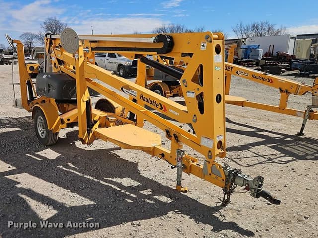 Image of Haulotte 4527A equipment image 2