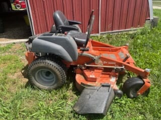 2018 Husqvarna M-ZT 52 Equipment Image0