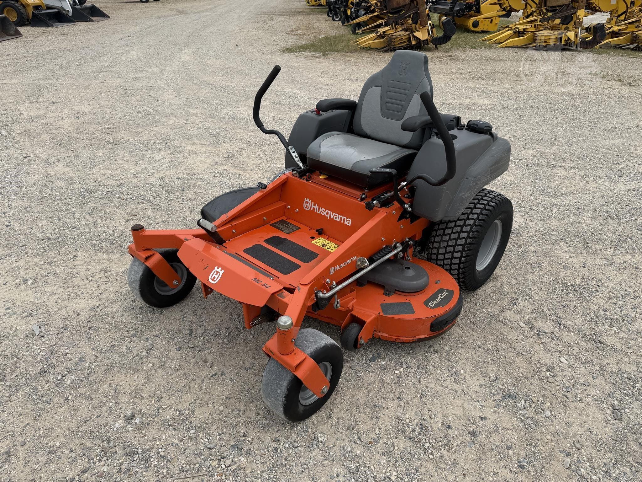 2018 Husqvarna MZ54 Equipment Image0