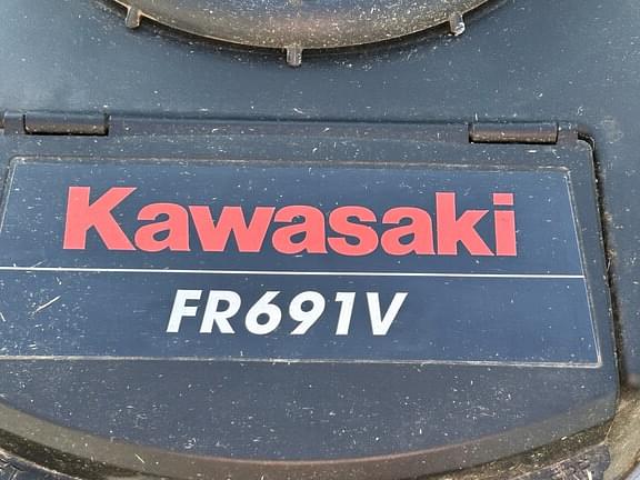 Image of Husqvarna Z254F equipment image 4
