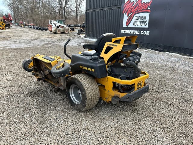 Image of Hustler Super 104 equipment image 1