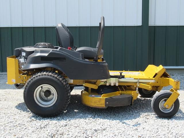 Image of Hustler Raptor equipment image 2