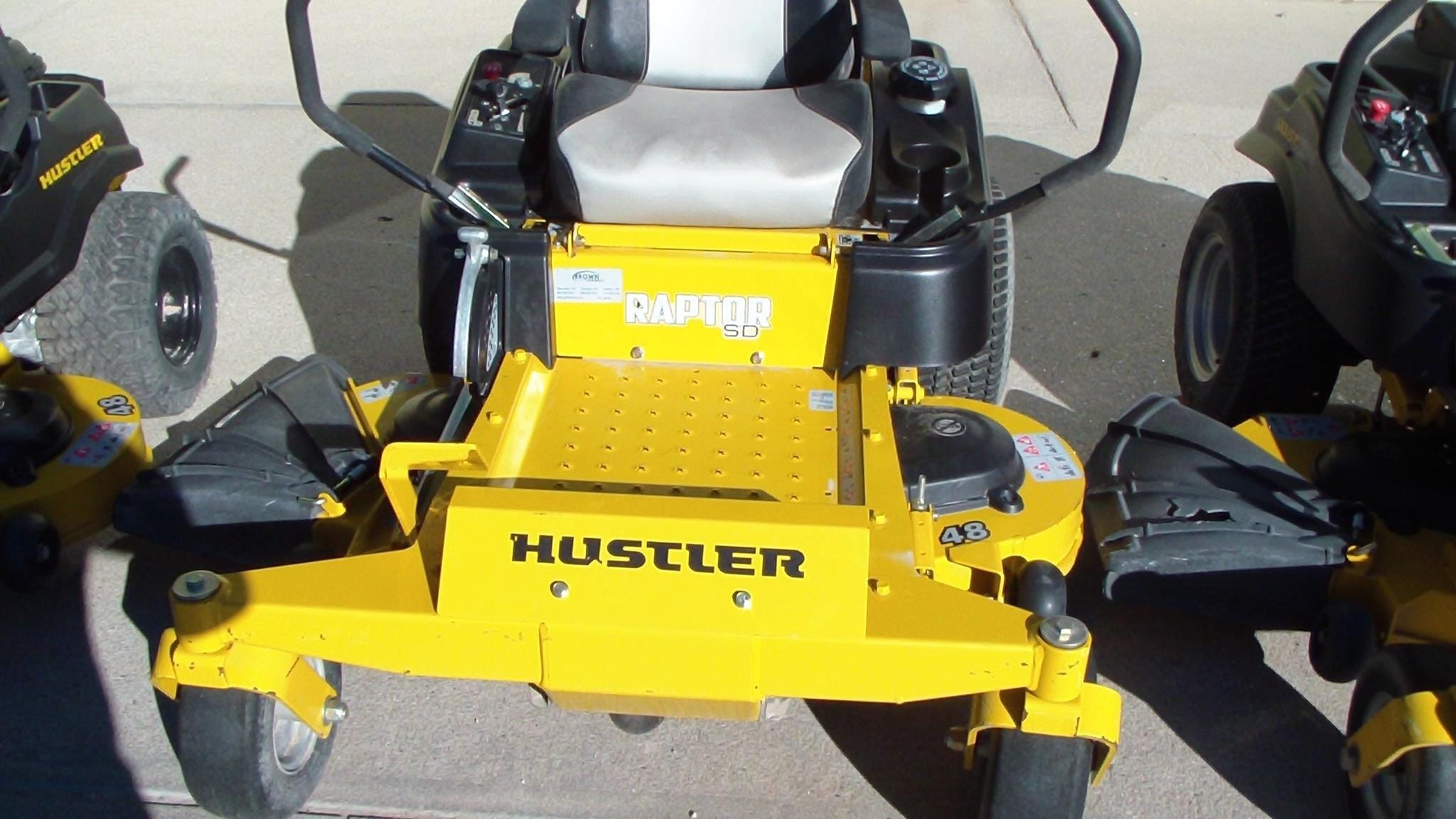 2018 Hustler Raptor SD Equipment Image0