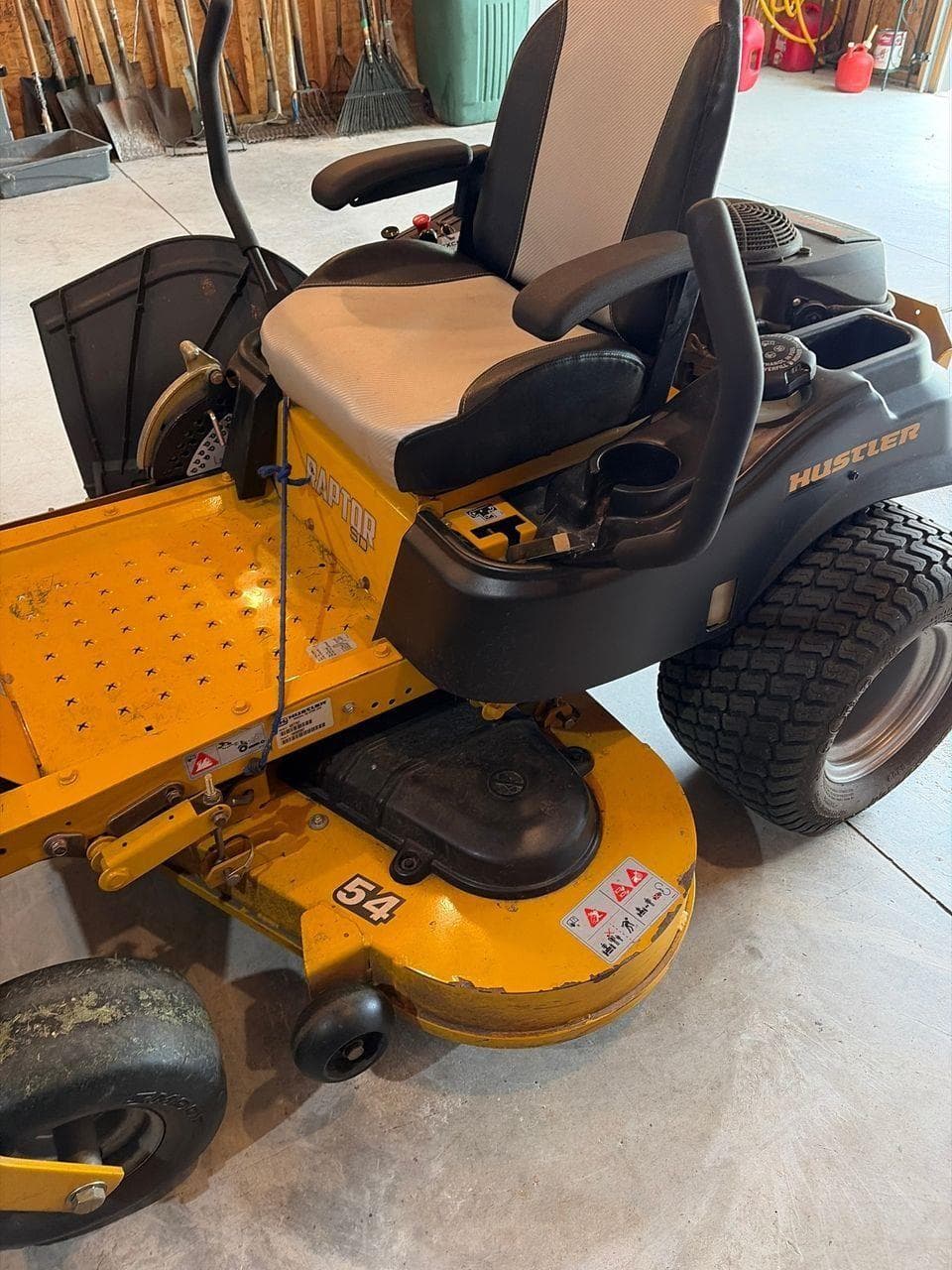 Image of Hustler Raptor SD Primary image