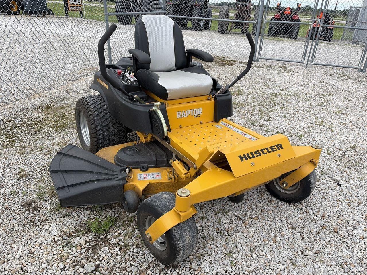 2018 Hustler Raptor SD Equipment Image0