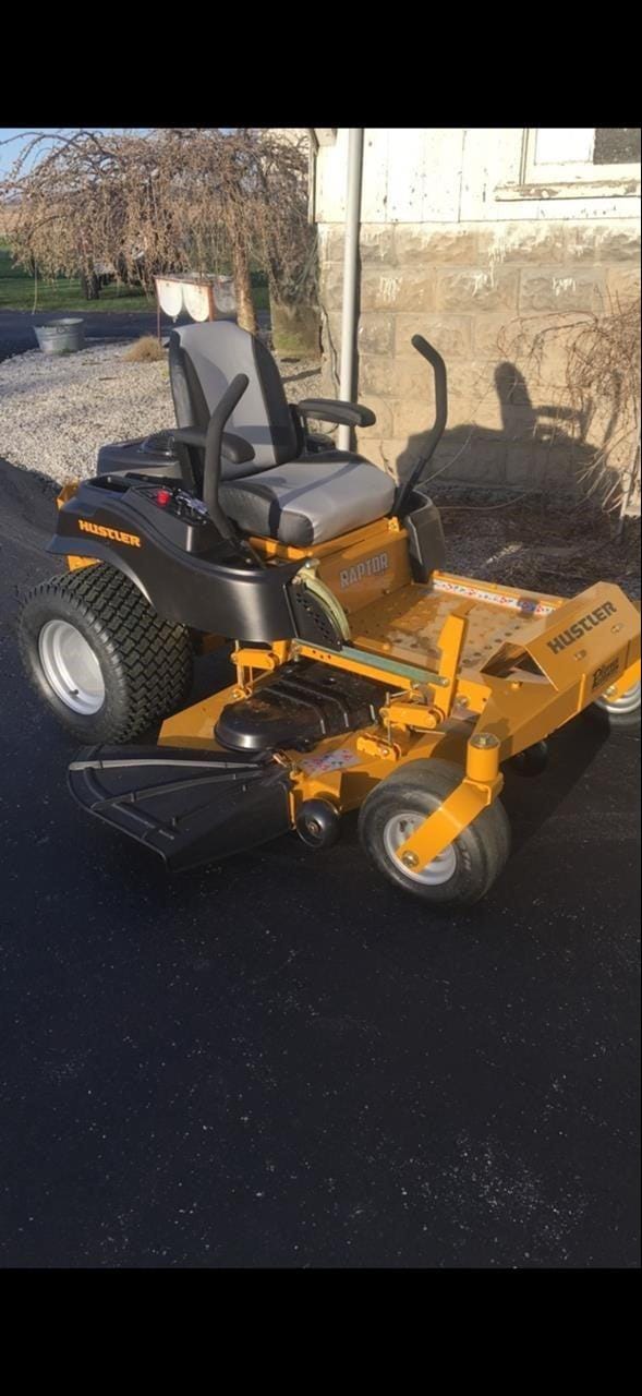 2018 Hustler Raptor SD Equipment Image0