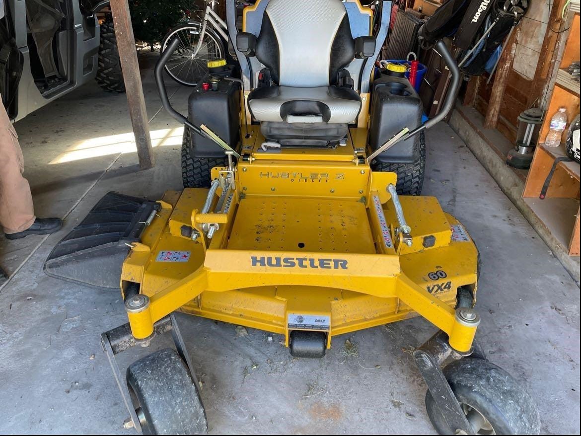 2018 Hustler Super Z Equipment Image0