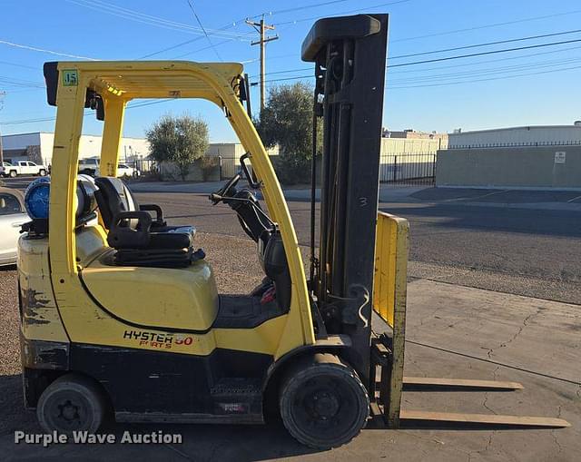 Image of Hyster S50FT equipment image 3