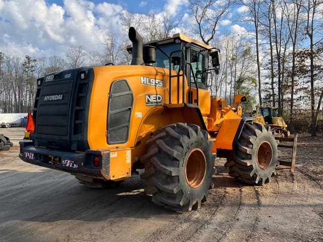 Image of Hyundai HL955 equipment image 4