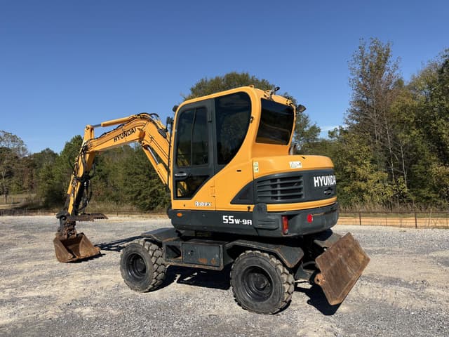 Image of Hyundai R55W-9R equipment image 3