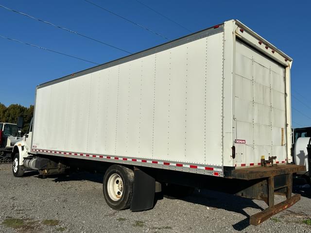 Image of International 4300 equipment image 3