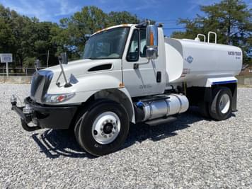 Main image International 4300