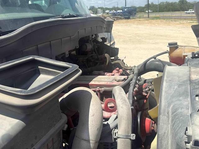 Image of International Durastar 4300 equipment image 3