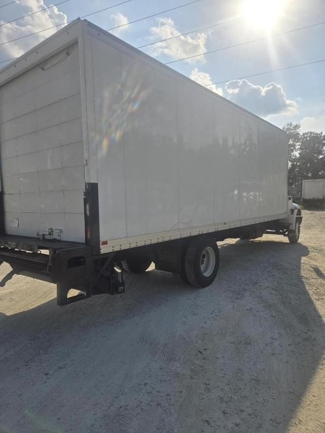 Image of International Durastar 4300 equipment image 4