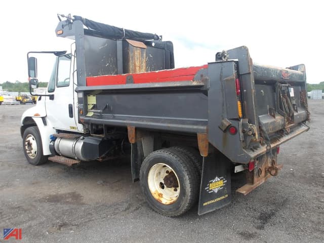 Image of International Durastar 4300 equipment image 2