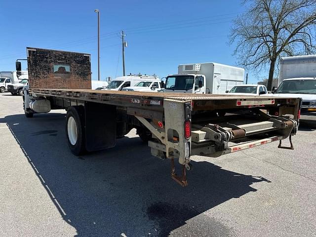 Image of International Durastar 4300 equipment image 2