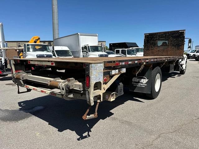 Image of International Durastar 4300 equipment image 4