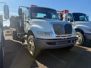 2018 International DuraStar 4400 Image