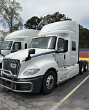 2018 International LT625 Image