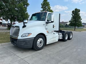 2018 International LT625 Image