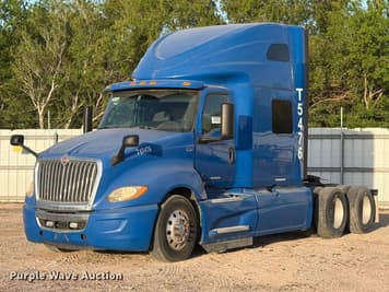 Main image International LT625