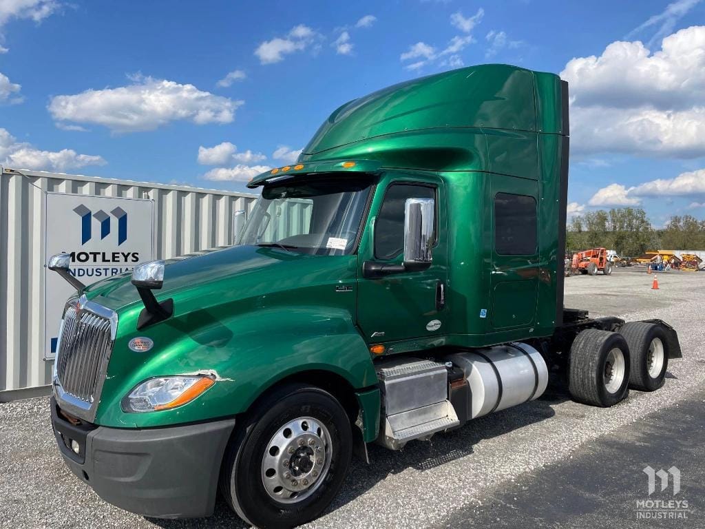 Main image International LT625