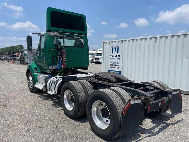 Image of International ProStar equipment image 1