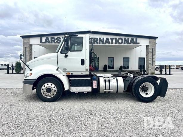 2018 International ProStar Equipment Image0