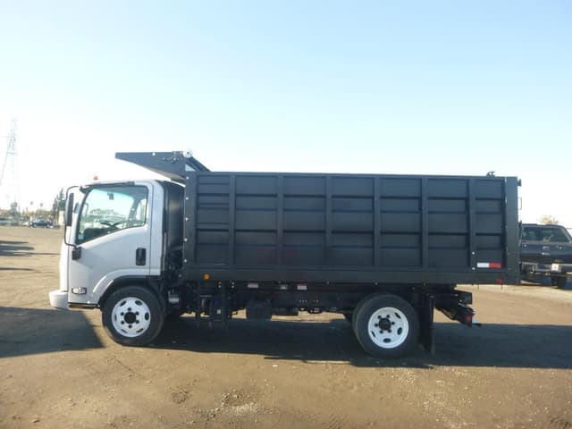 Image of Isuzu NQR equipment image 4