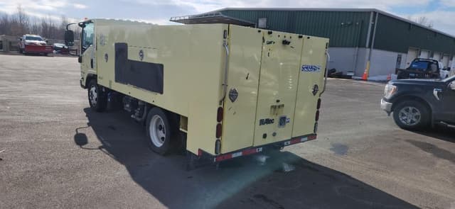 Image of Isuzu NRR equipment image 4