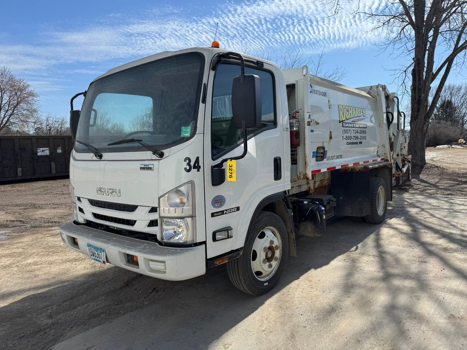 2018 Isuzu NRR Equipment Image0