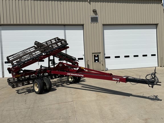 2018 J&M TF215 Equipment Image0