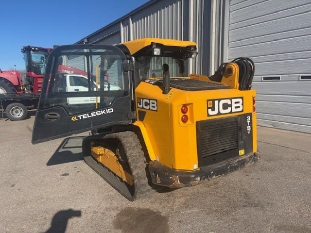 Image of JCB 3TS-8T equipment image 4