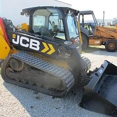 Image of JCB 3TS-8T equipment image 3