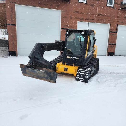 Image of JCB 3TS-8T equipment image 3