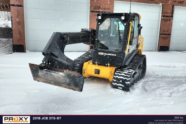 Image of JCB 3TS-8T equipment image 3