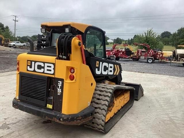 Image of JCB 3TS-8T equipment image 3