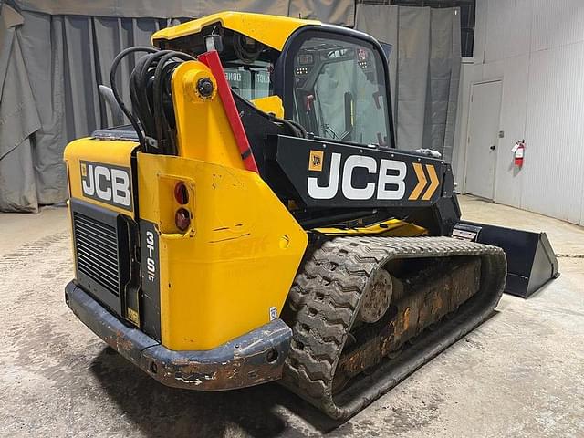 Image of JCB 3TS-8T equipment image 4