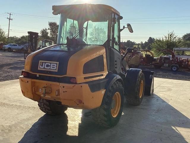 Image of JCB 409 equipment image 3