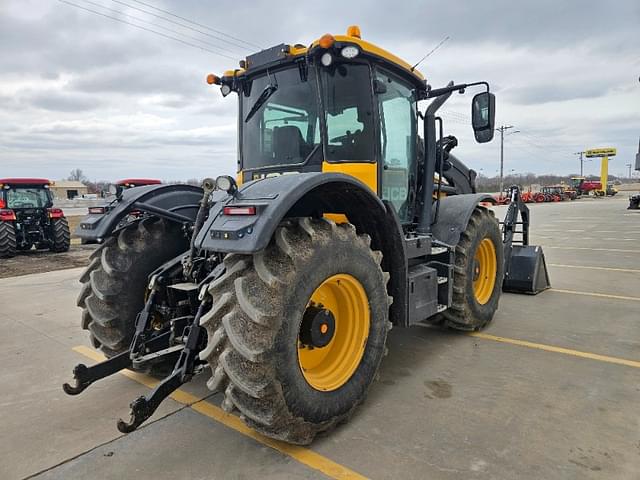 Image of JCB Fastrac 4220 equipment image 2