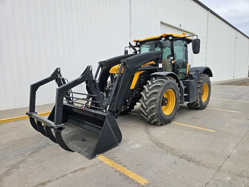 Image of JCB Fastrac 4220 Primary image