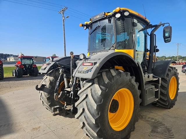 Image of JCB Fastrac 4220 equipment image 2