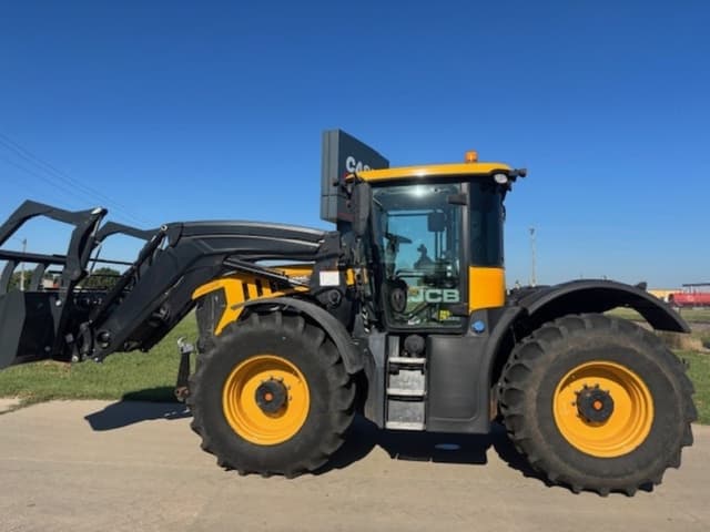 Image of JCB Fastrac 4220 equipment image 1