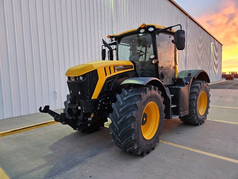 2018 JCB Fastrac 4220 Equipment Image0