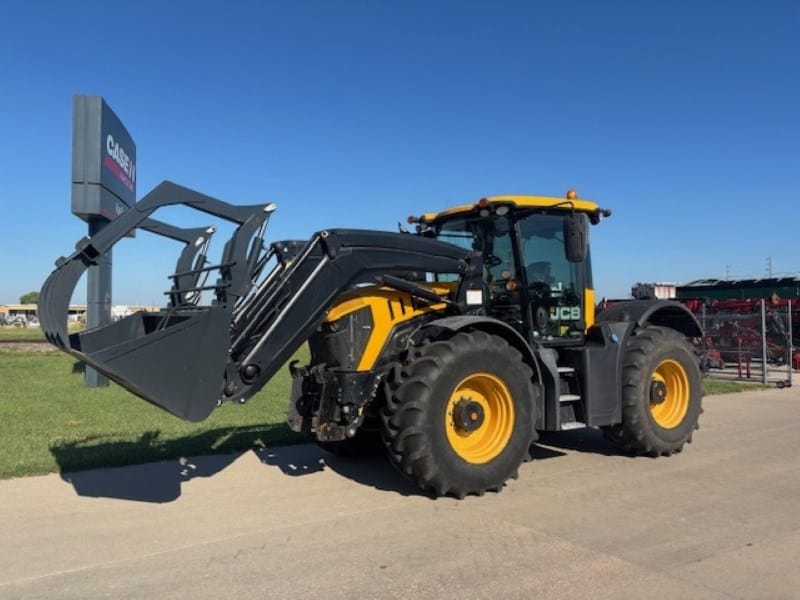 2018 JCB Fastrac 4220 Equipment Image0